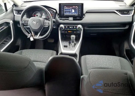 2020 Toyota Rav4 Xle z USA, uszkodzony, nr VIN 2T3P1RFV5LC106478